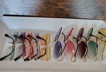 Load image into Gallery viewer, Glam V Luxe Retro Summer Collection Sunglasses