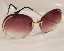Load image into Gallery viewer, Glam V Luxe Retro Summer Collection Sunglasses
