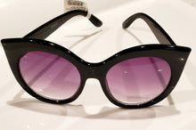 Load image into Gallery viewer, Glam V Luxe Chic Eyewear