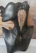 Load image into Gallery viewer, Glam V Luxe Her Queedom Collection Show Stopper Jewelry