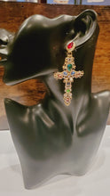 Load image into Gallery viewer, Glam V Luxe Her Queedom Collection Show Stopper Jewelry