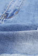 Load image into Gallery viewer, Frayed Hem Denim Shorts