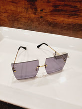 Load image into Gallery viewer, Shades by Glam V Luxe- Eye Candy, Sitting in the Park Collection
